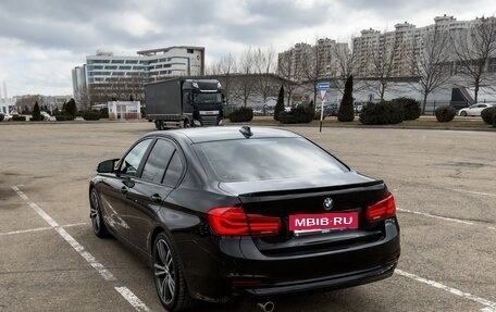 BMW 3 серия, 2018 год, 2 700 000 рублей, 11 фотография