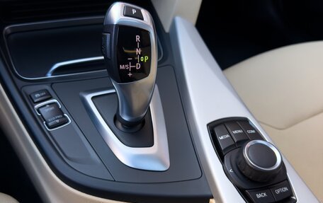 BMW 3 серия, 2018 год, 2 700 000 рублей, 37 фотография