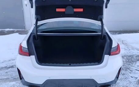 BMW 3 серия, 2023 год, 14 фотография