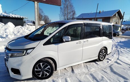 Honda Stepwgn IV, 2017 год, 2 080 000 рублей, 8 фотография