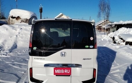 Honda Stepwgn IV, 2017 год, 2 080 000 рублей, 6 фотография