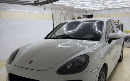 Porsche Cayenne III, 2014 год, 3 000 100 рублей, 1 фотография