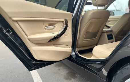 BMW 3 серия, 2016 год, 1 390 000 рублей, 7 фотография