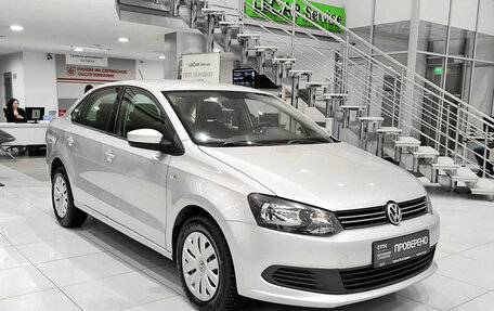 Volkswagen Polo VI (EU Market), 2015 год, 950 000 рублей, 3 фотография