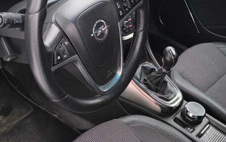 Opel Astra J, 2010 год, 530 000 рублей, 10 фотография