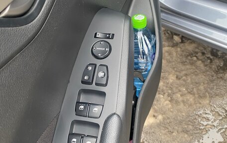 Hyundai Solaris II рестайлинг, 2020 год, 1 600 000 рублей, 7 фотография