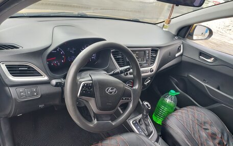 Hyundai Solaris II рестайлинг, 2017 год, 710 000 рублей, 4 фотография