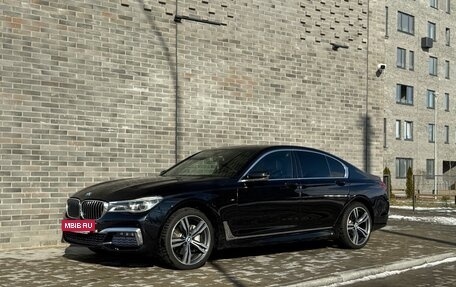 BMW 7 серия, 2016 год, 2 900 000 рублей, 2 фотография