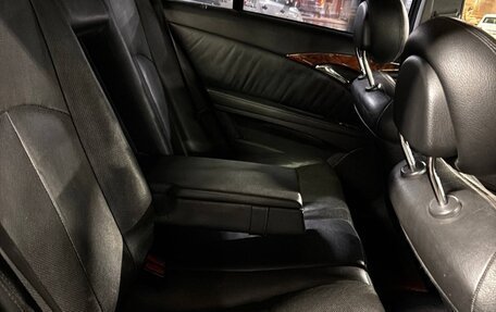 Mercedes-Benz E-Класс, 2003 год, 595 000 рублей, 8 фотография