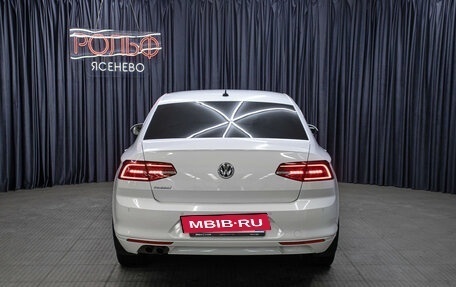 Volkswagen Passat B8 рестайлинг, 2019 год, 2 349 000 рублей, 6 фотография