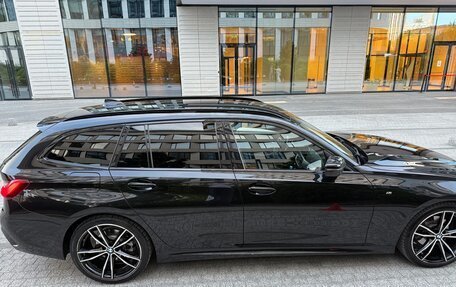 BMW 3 серия, 2019 год, 3 300 000 рублей, 4 фотография