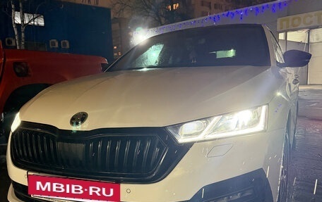 Skoda Octavia IV, 2021 год, 2 950 000 рублей, 2 фотография