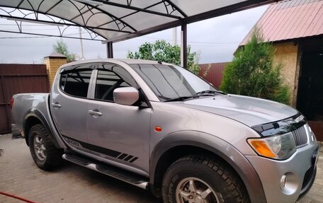 Mitsubishi L200 IV рестайлинг, 2007 год, 1 390 000 рублей, 3 фотография