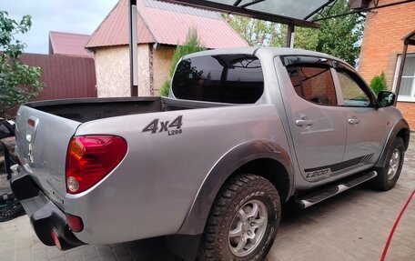 Mitsubishi L200 IV рестайлинг, 2007 год, 1 390 000 рублей, 4 фотография