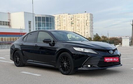 Toyota Camry, 2022 год, 3 997 000 рублей, 3 фотография