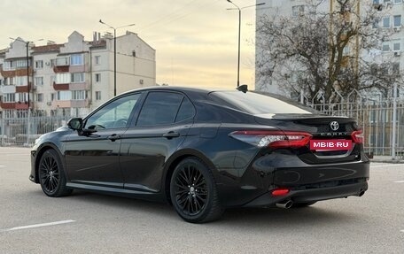 Toyota Camry, 2022 год, 3 997 000 рублей, 7 фотография