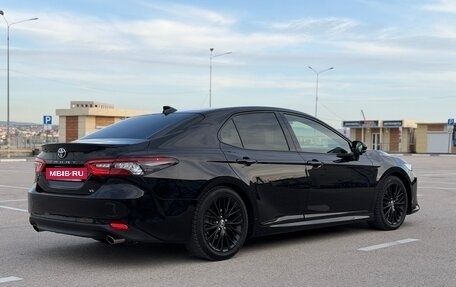 Toyota Camry, 2022 год, 3 997 000 рублей, 5 фотография