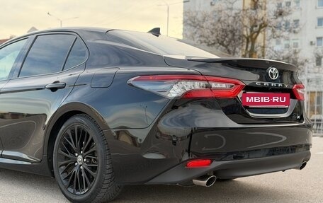 Toyota Camry, 2022 год, 3 997 000 рублей, 12 фотография