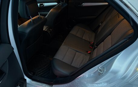 Mercedes-Benz C-Класс, 2008 год, 1 400 000 рублей, 29 фотография