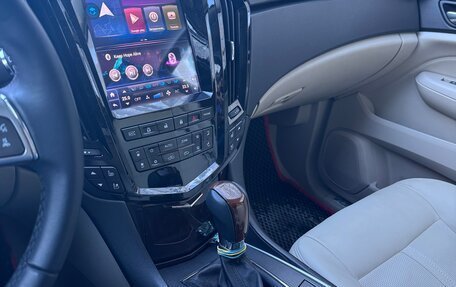 Cadillac SRX II рестайлинг, 2010 год, 1 650 000 рублей, 6 фотография