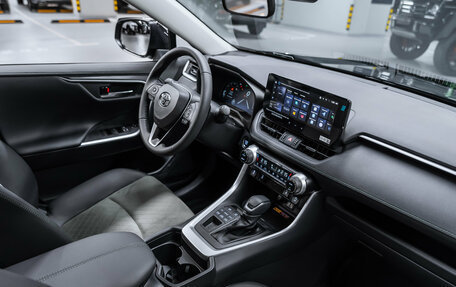 Toyota RAV4, 2025 год, 4 455 000 рублей, 3 фотография