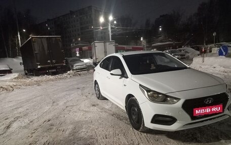 Hyundai Solaris II рестайлинг, 2017 год, 740 000 рублей, 5 фотография