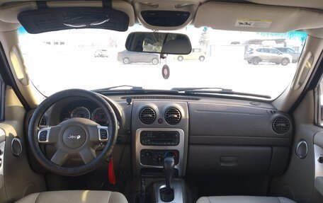 Jeep Cherokee, 2006 год, 970 000 рублей, 7 фотография