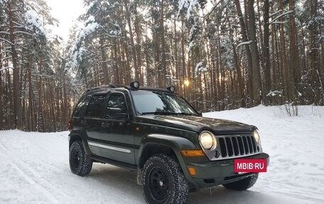 Jeep Cherokee, 2006 год, 970 000 рублей, 16 фотография