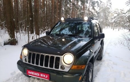 Jeep Cherokee, 2006 год, 970 000 рублей, 19 фотография