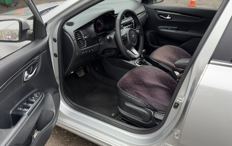 KIA Rio IV, 2019 год, 1 350 000 рублей, 12 фотография