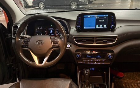 Hyundai Tucson III, 2018 год, 1 950 000 рублей, 5 фотография