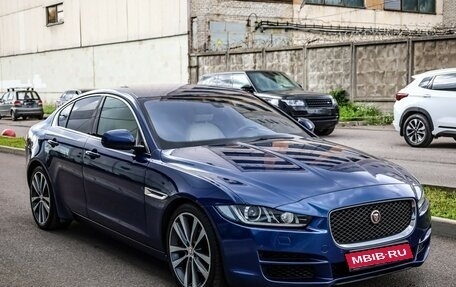 Jaguar XE I рестайлинг, 2015 год, 1 700 000 рублей, 4 фотография