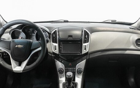 Chevrolet Cruze II, 2013 год, 680 000 рублей, 6 фотография