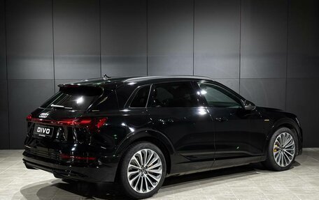 Audi e-tron I, 2021 год, 5 850 000 рублей, 4 фотография