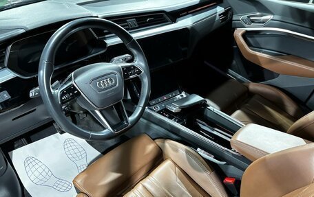 Audi e-tron I, 2021 год, 5 850 000 рублей, 22 фотография