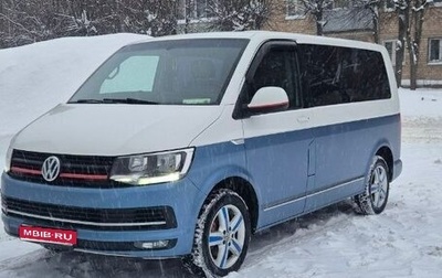 Volkswagen Caravelle T6 рестайлинг, 2017 год, 3 000 000 рублей, 1 фотография