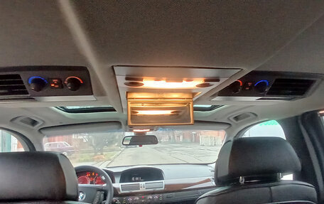 BMW 7 серия, 2004 год, 850 000 рублей, 17 фотография