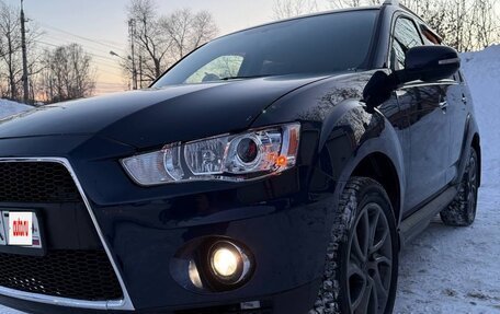 Mitsubishi Outlander III рестайлинг 3, 2010 год, 559 000 рублей, 5 фотография