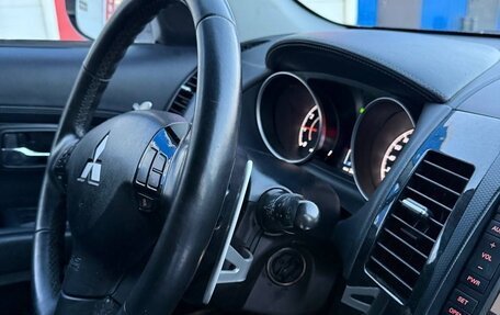 Mitsubishi Outlander III рестайлинг 3, 2010 год, 559 000 рублей, 15 фотография