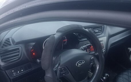 KIA Rio III рестайлинг, 2017 год, 500 000 рублей, 4 фотография