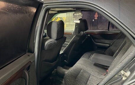 Mercedes-Benz C-Класс, 1993 год, 130 000 рублей, 4 фотография