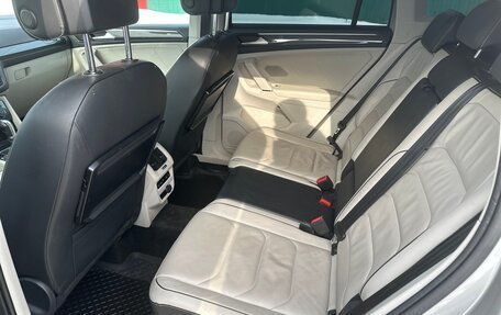 Volkswagen Tiguan II, 2017 год, 2 250 000 рублей, 4 фотография