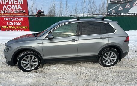 Volkswagen Tiguan II, 2017 год, 2 250 000 рублей, 2 фотография