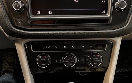 Volkswagen Tiguan II, 2017 год, 2 250 000 рублей, 6 фотография