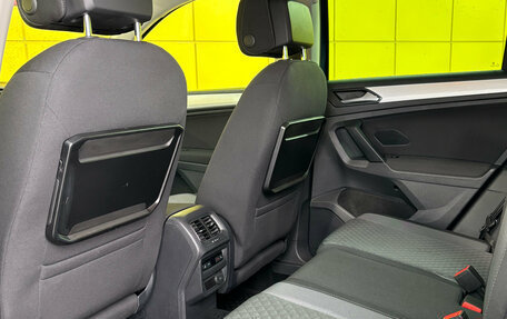 Volkswagen Tiguan II, 2017 год, 2 429 000 рублей, 10 фотография