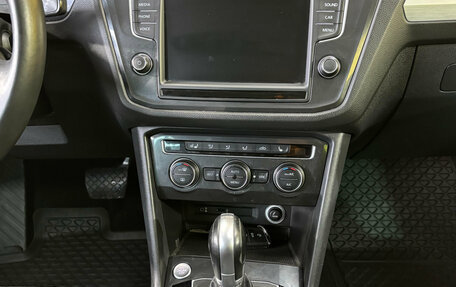 Volkswagen Tiguan II, 2017 год, 2 429 000 рублей, 14 фотография