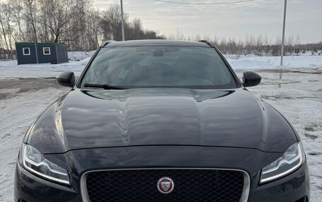 Jaguar F-Pace, 2016 год, 3 400 000 рублей, 1 фотография