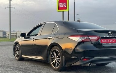 Toyota Camry, 2018 год, 2 395 000 рублей, 1 фотография