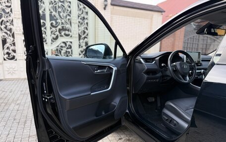 Toyota RAV4, 2021 год, 3 600 000 рублей, 8 фотография