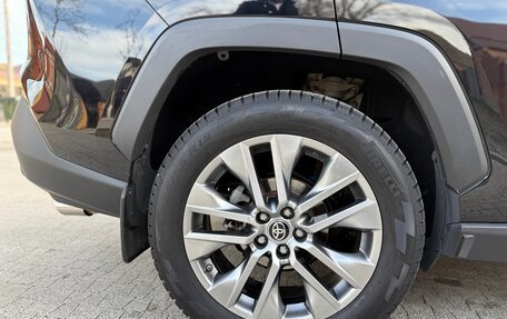 Toyota RAV4, 2021 год, 3 600 000 рублей, 7 фотография